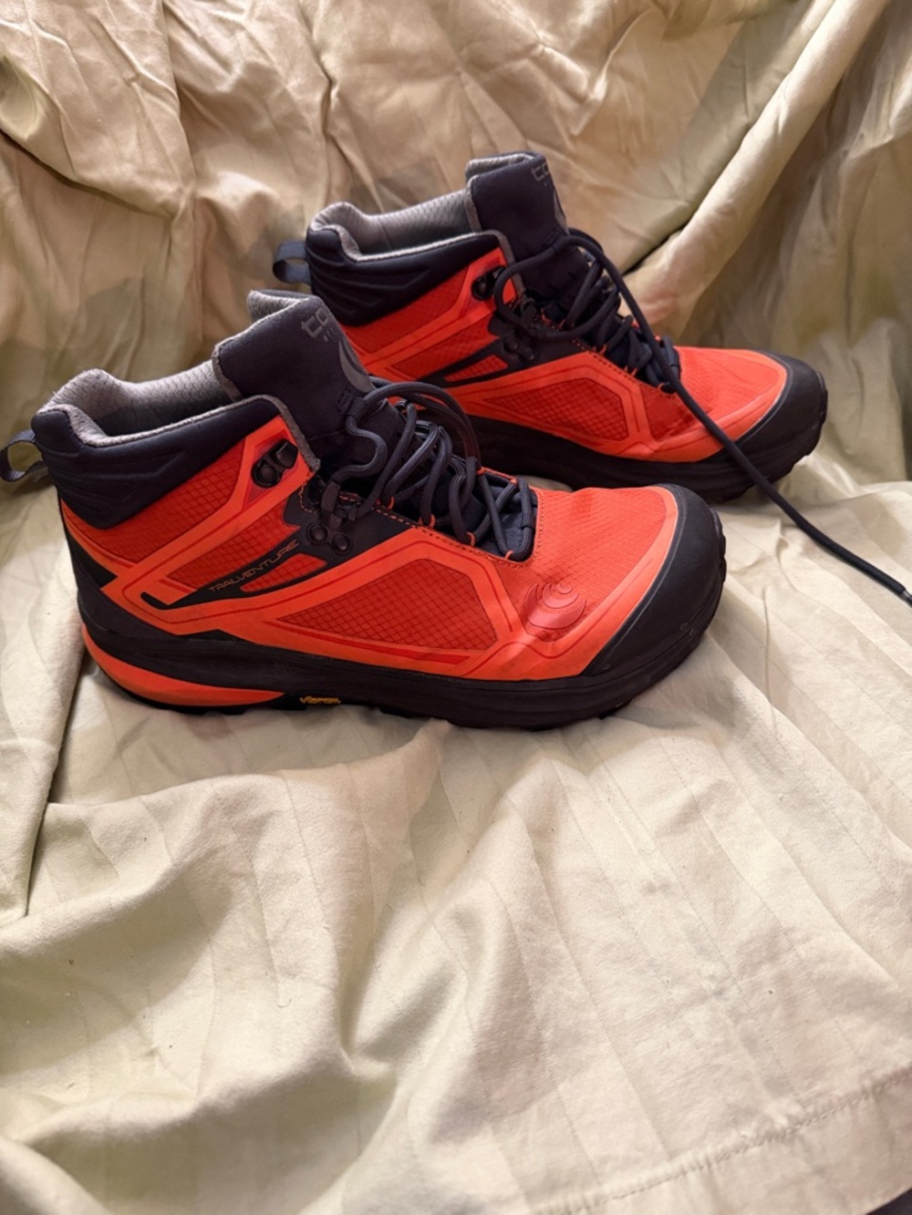 Men's High-Top Hiking Boots - Orange and Black